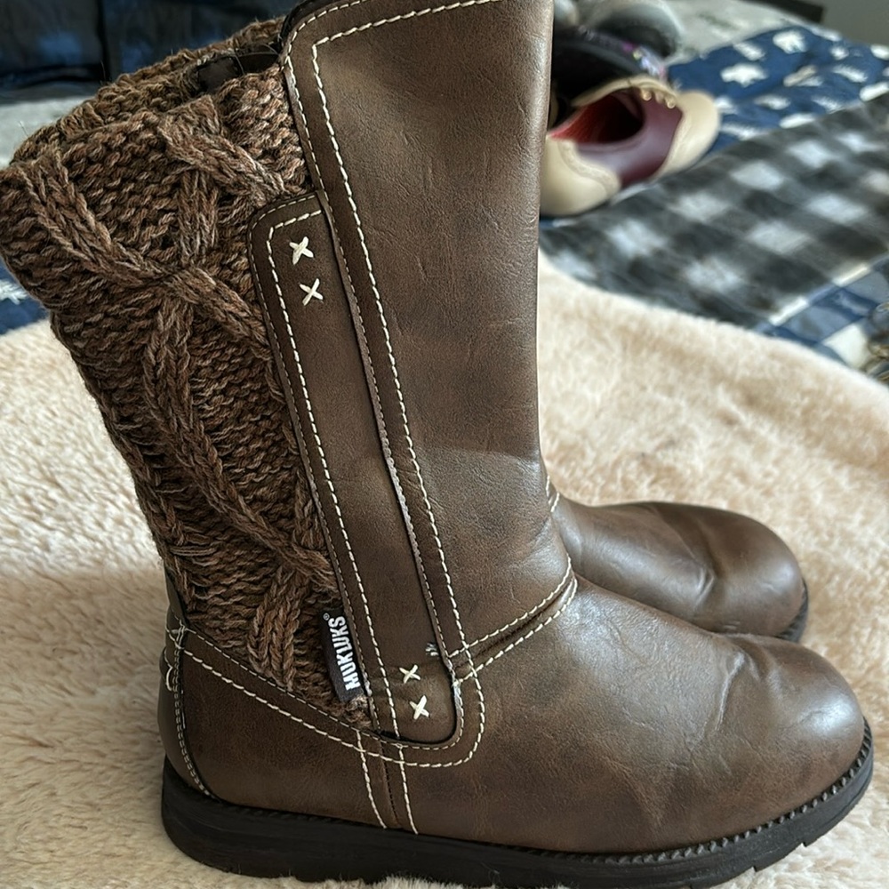 Muk Luks boots